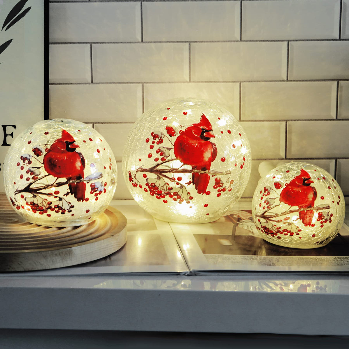 Crackle Glass Ball Cardinal Lamp, Light Up Red Bird Stained Glass Christmas Decor Accent Lamp, Lighted Globe Glass Table Lamp, Orb Cardinal Night Light, Mother's Day Gifts, Led Sphere Desk Lamp