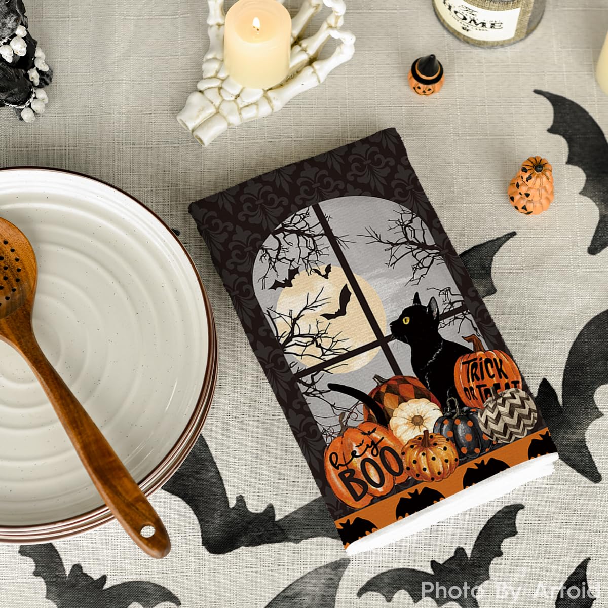Artoid Mode Black Cat Moon Pumpkin Halloween Kitchen Towels Dish Towels, 18x26 Inch Bats Trick Or Treat Decoration Hand Towels Set of 2
