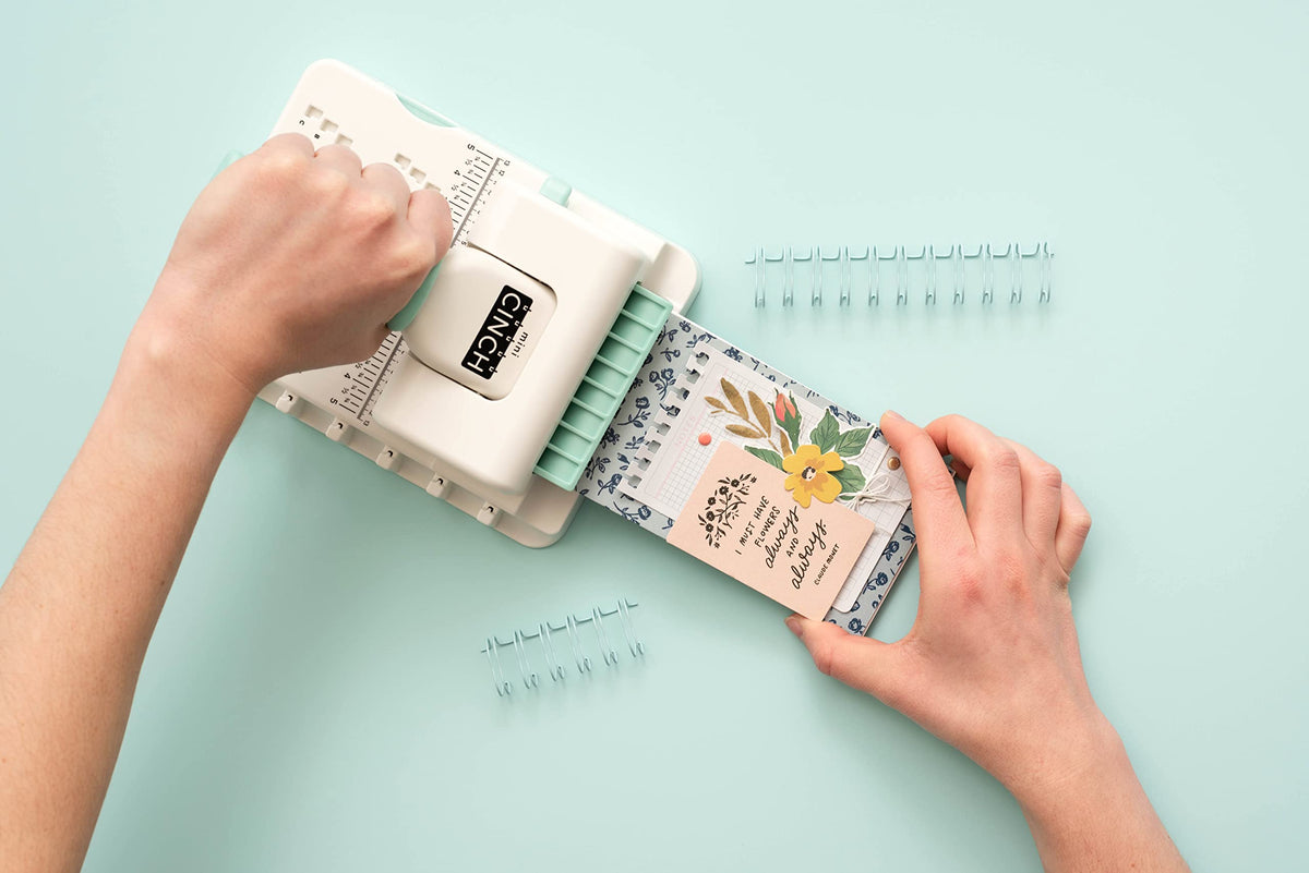 We R Memory Keepers Mini Cinch Bookbinding Machine - Small Craft Tool Compatible with Wire or Spiral Coils - Make Professional Books, Notebooks, Calendars, and Journals