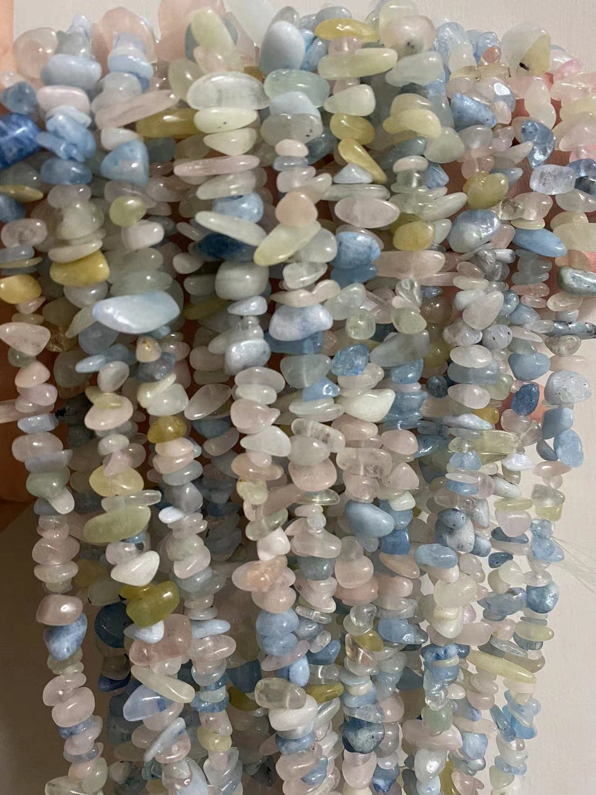 jodaying 5-8mm Natural Morganite Beryl Gemstone Chips Healing Gravel Bracelets Necklace Kit Irregular Tumble Stone Beads DIY Crafts Design Jewelry Making 32"