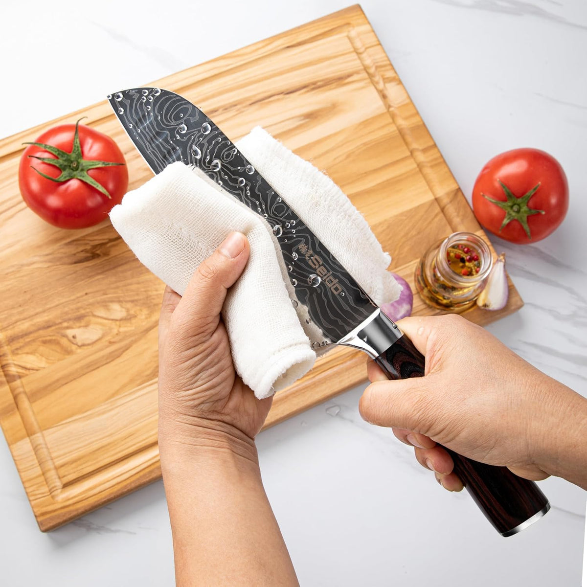 17-Piece Master Chef Knife Block Set – Damascus Steel & Acacia Wood Block