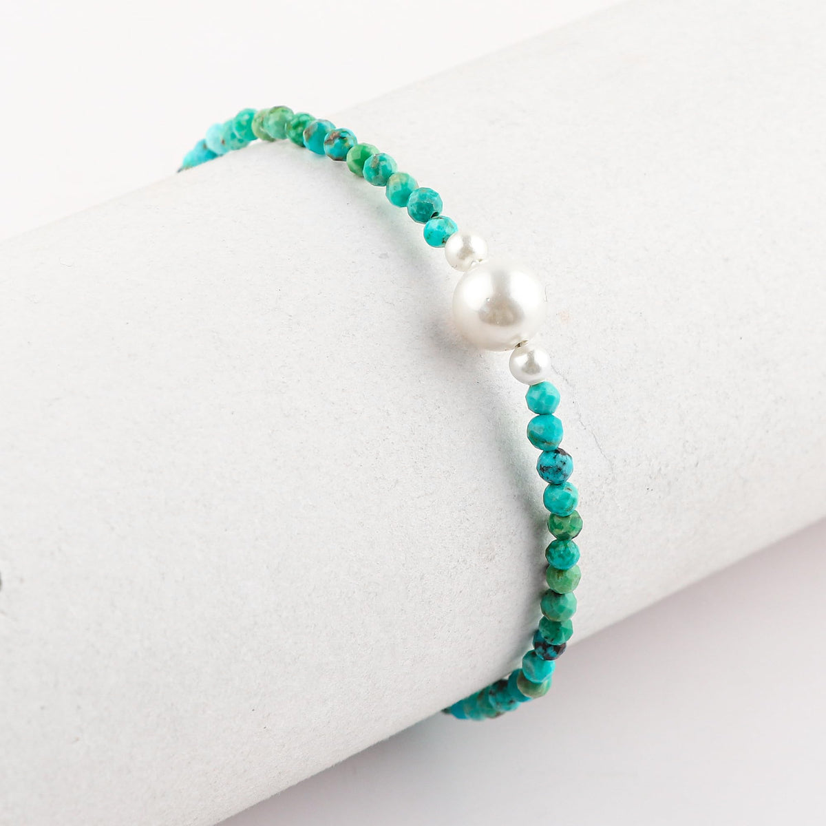 CRYSTALINES Genuine Turquoise Gemstone Bolo Bracelet, Cultured Pearl Beads Stones, Hypoallergenic Handmade Boho Jewelry for Women, Healing Crystals, Silver Chain 6+4inch, December Birthday Gift