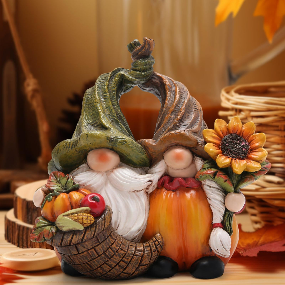 Hodao Harvest Love：Thanksgiving Pumpkin Gnome Couple Embrace Figurines-Adorable Fall Pumpkin Gnomes Home Indoor Tabletop Decoration-Fall Thanksgiving Gifts