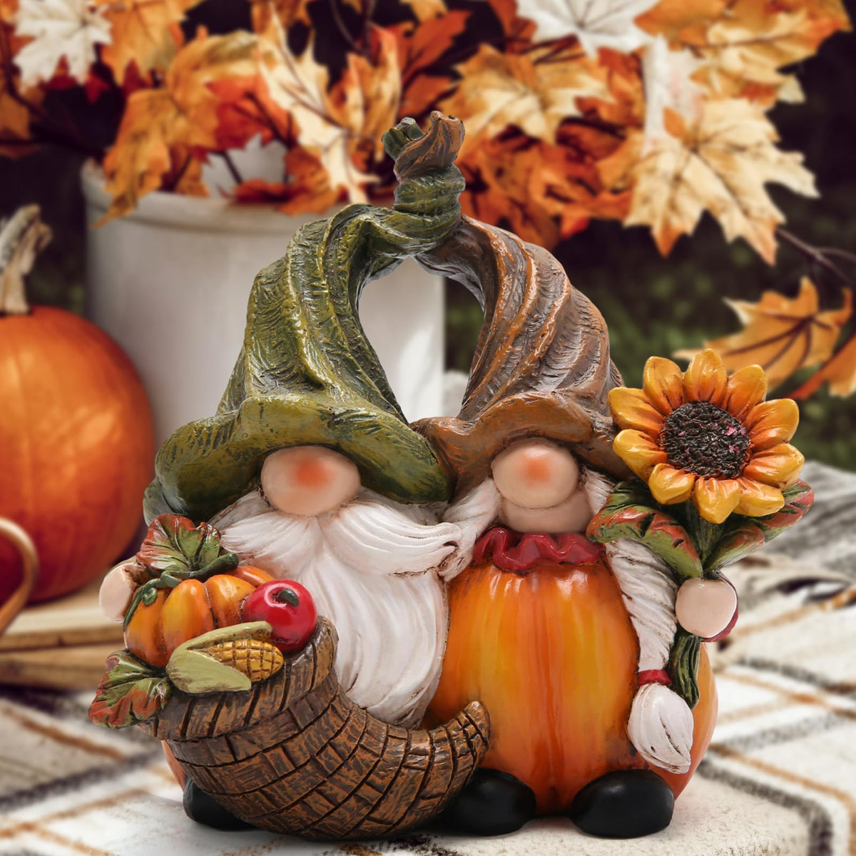 Hodao Harvest Love：Thanksgiving Pumpkin Gnome Couple Embrace Figurines-Adorable Fall Pumpkin Gnomes Home Indoor Tabletop Decoration-Fall Thanksgiving Gifts