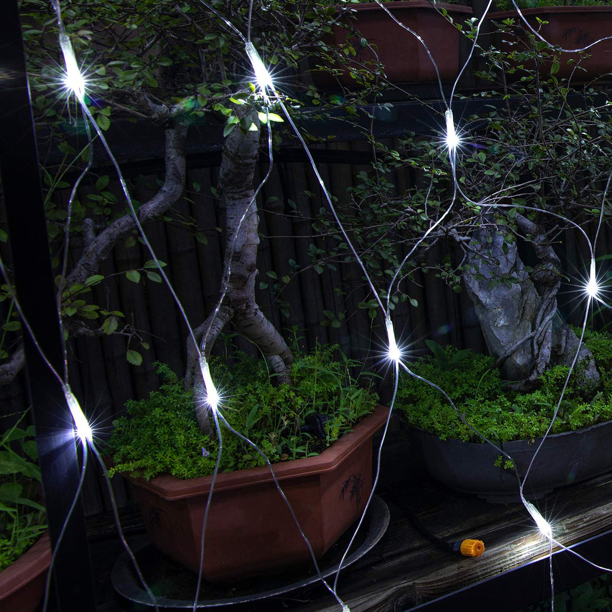 AWQ 200 LED 9.8ft x 6.6ft String Lights Net Mesh Lights Christmas Net Lights 8 Modes for Christmas Wedding Party Home Garden Lawn Bushes Indoor Outdoor Decor (9.8ft x 6.6ft, White)