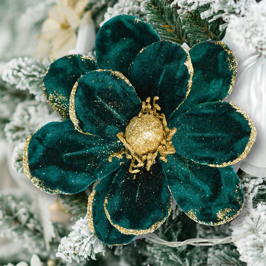 XunYee 10 Pcs Dark Green Velvet Christmas Glitter Flowers Magnolia Artificial Poinsettia Flower Christmas Tree Ornaments Velvet Floral Picks with Clips for Xmas DIY Wreath Decor, 6 Inch