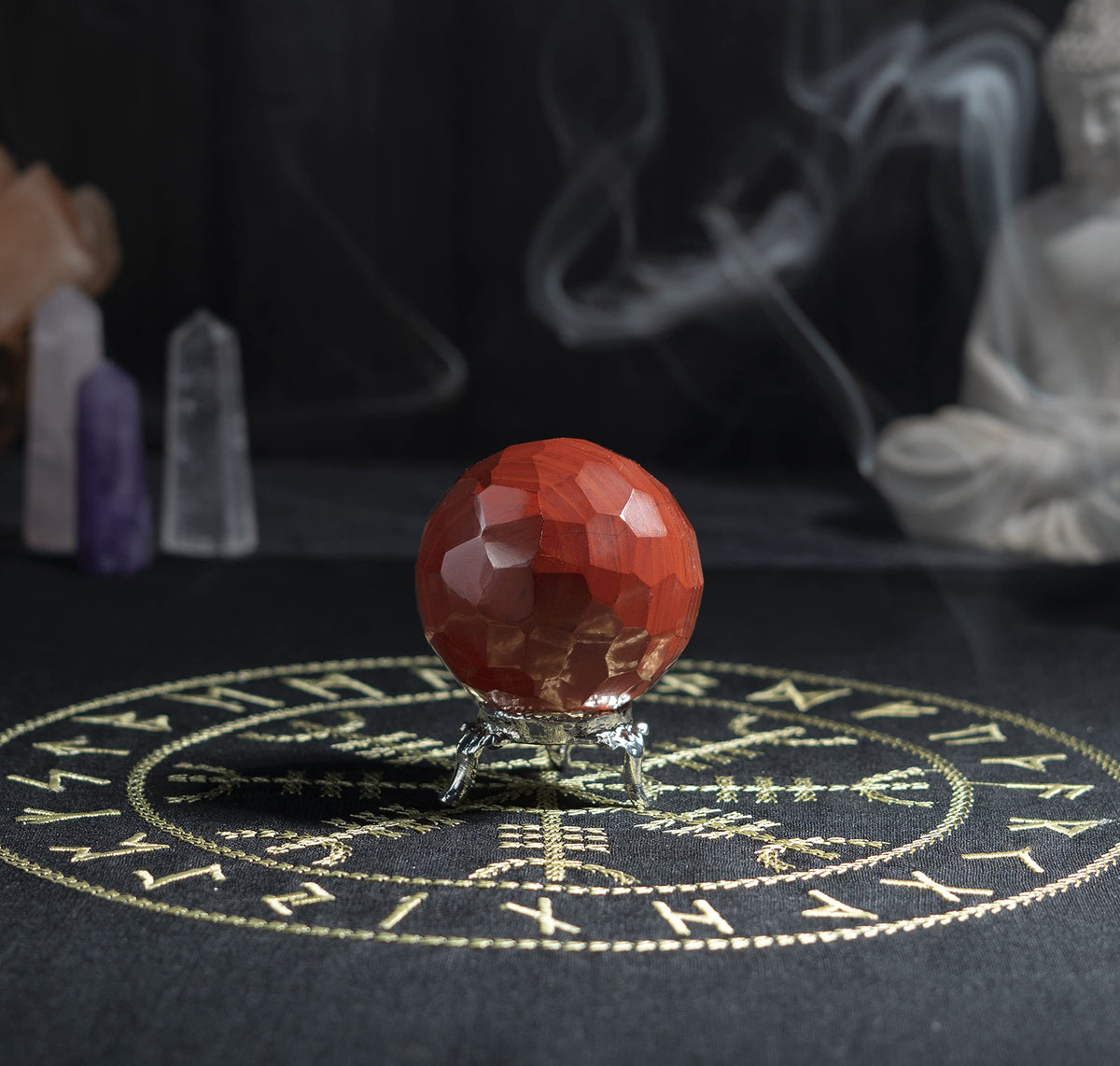 Crocon 50mm Red Jasper Diamond Cut Stone Sphere Ball with Metal Stand 1400+ Carats Gemstone Ball Healing Ornament Rock Sphere Sculpture Figurine for Fengshui Divination Crystal Home Decor Photography
