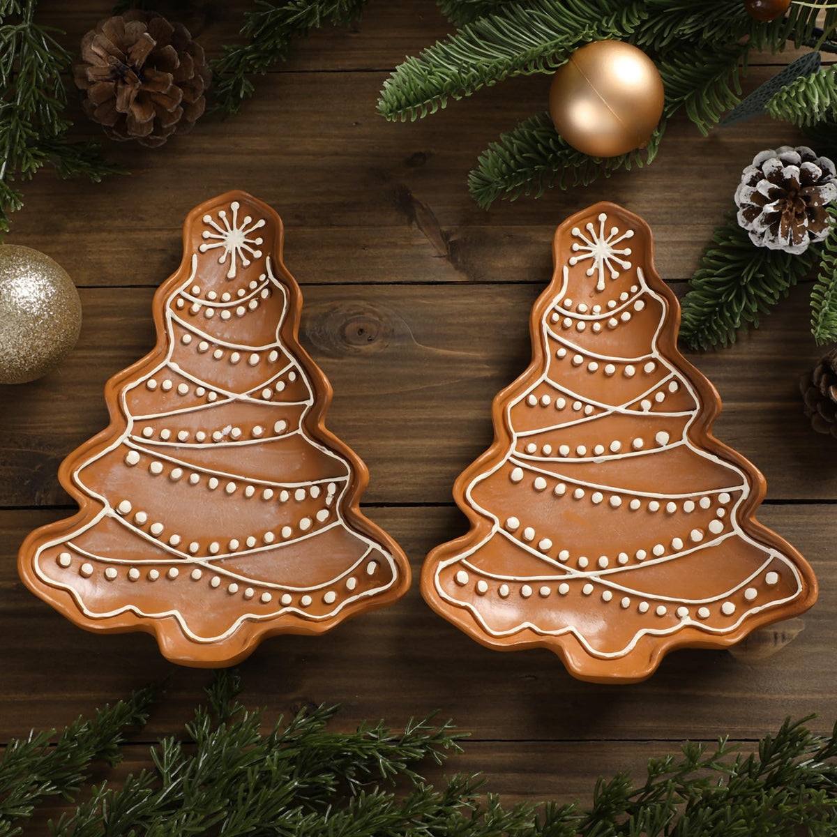 LemonRoad 2 Pcs Christmas Gingerbread Plates Resin Gingerbread Tree Shaped Platter 8 x 5.9 Inch Hand Painted Xmas Tree Snack Fruit Candy Serving Tray for Farmhouse Home Decoration Party Supplies Gift