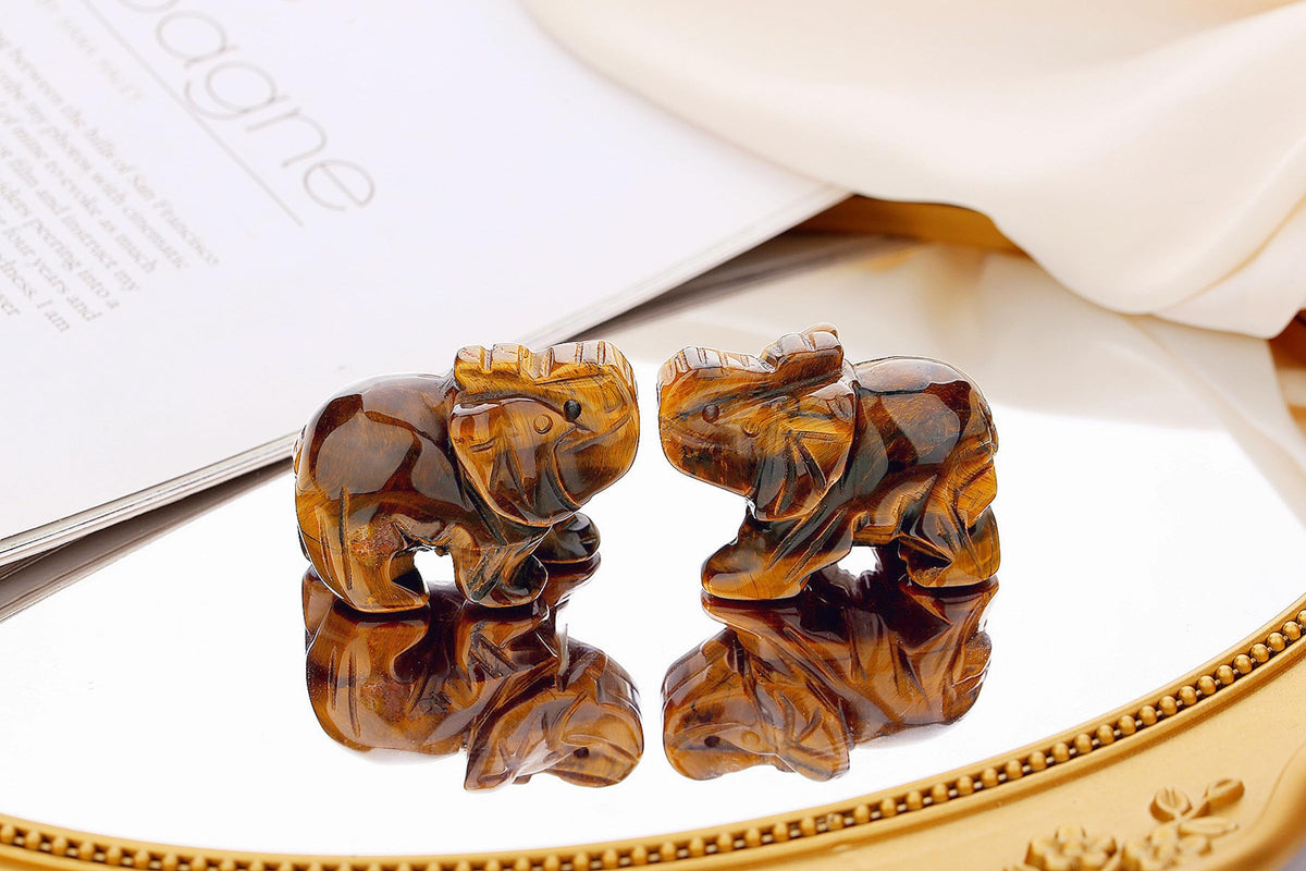 QINJIEJIE Tiger Eye Elephant Crystals Elephant Decor Healing Crystal Statue Pocket Polished Guardian Stones Figurine Office Room Cute Desk Gem Decor Spiritual Gift Christmas Meditation